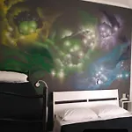 Hotel X