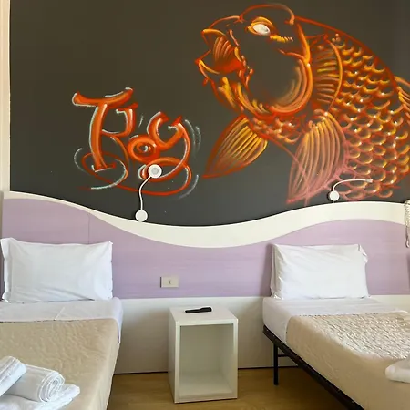 Hotel X 2*