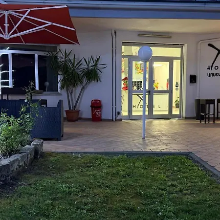 X Hotel