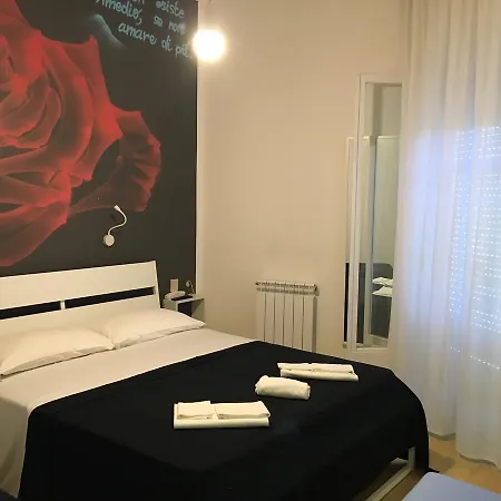 X Hotel 2*